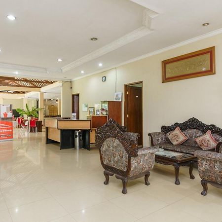 Reddoorz @ Jalan Lintas Sumatera Lahat Exteriör bild