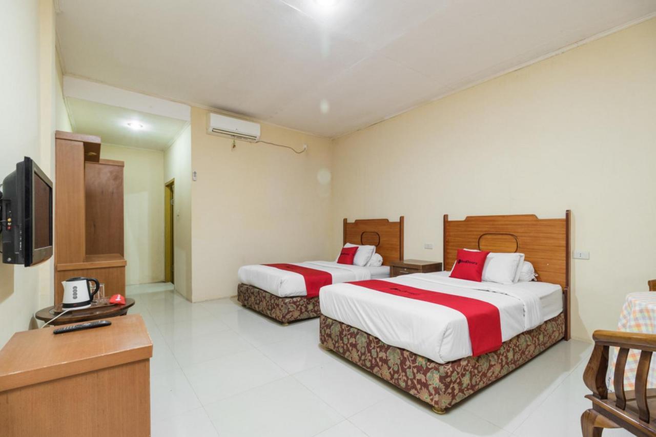 Reddoorz @ Jalan Lintas Sumatera Lahat Exteriör bild