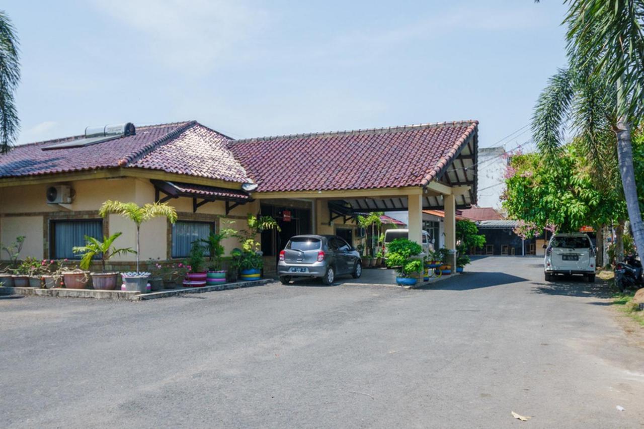 Reddoorz @ Jalan Lintas Sumatera Lahat Exteriör bild