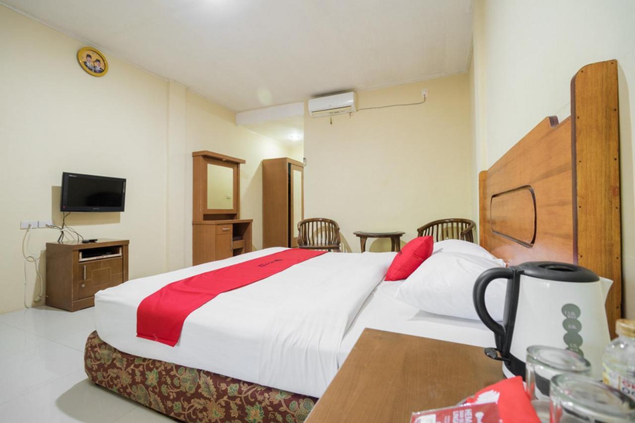Reddoorz @ Jalan Lintas Sumatera Lahat Exteriör bild
