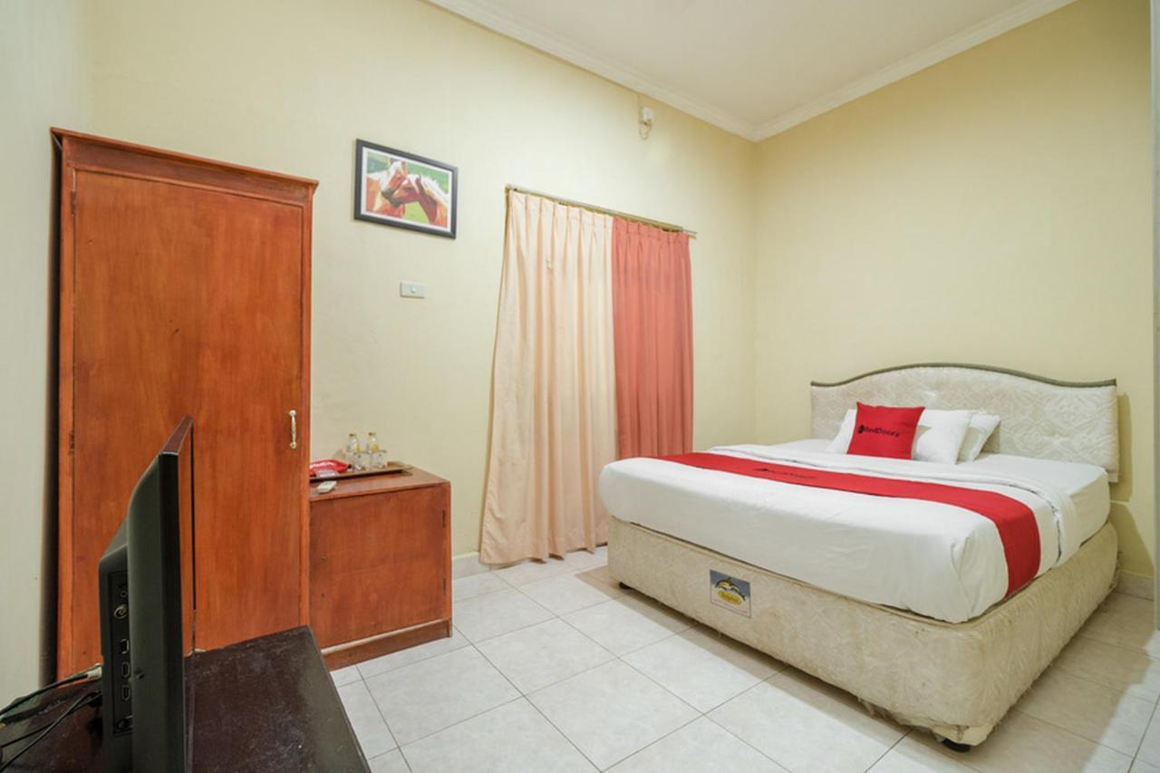 Reddoorz @ Jalan Lintas Sumatera Lahat Exteriör bild