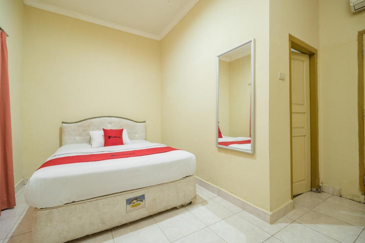Reddoorz @ Jalan Lintas Sumatera Lahat Exteriör bild