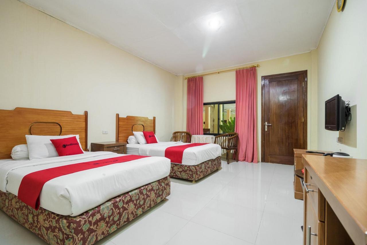 Reddoorz @ Jalan Lintas Sumatera Lahat Exteriör bild